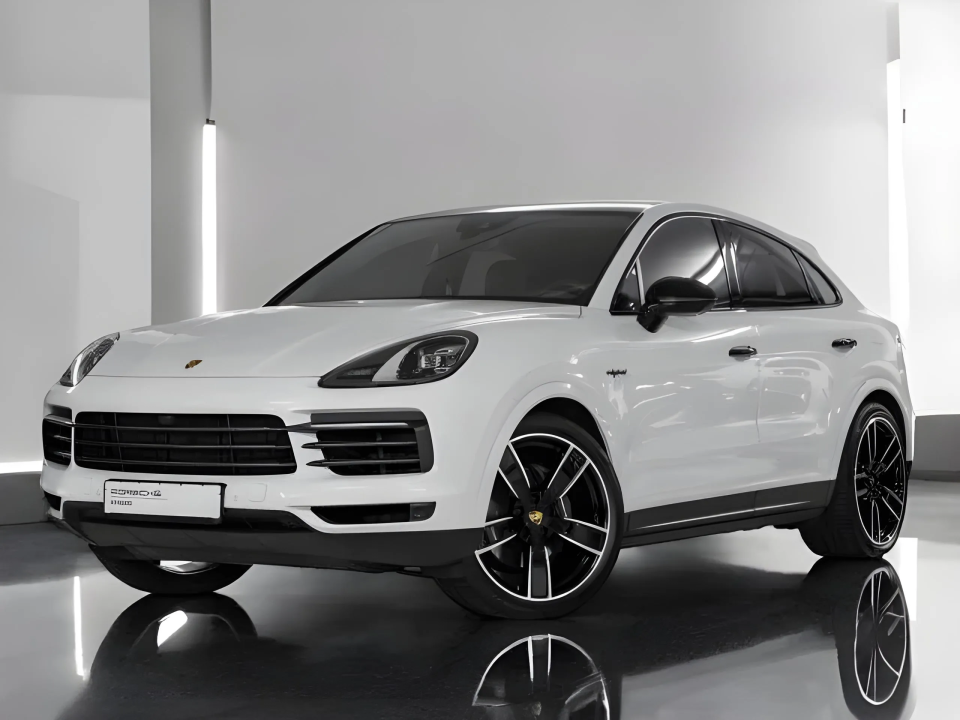 Porsche Cayenne Coupe E-Hybrid Platinum Edition