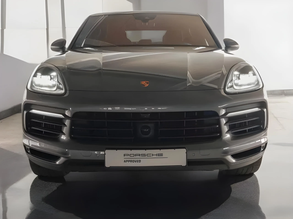 Porsche Cayenne Coupe E-Hybrid (2)