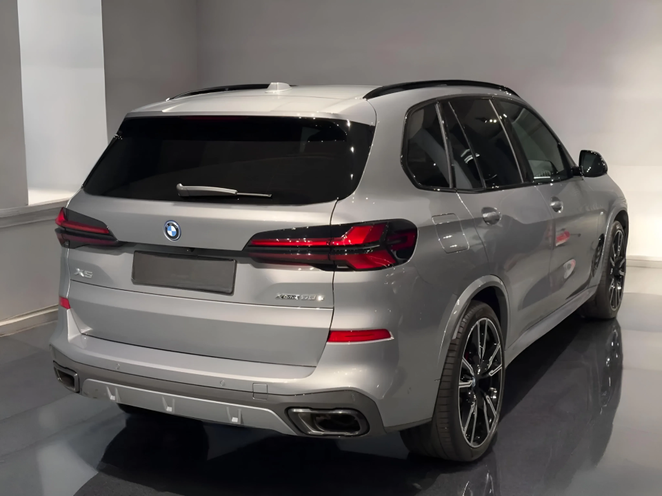 BMW X5 xDrive50e M-Sport (4)