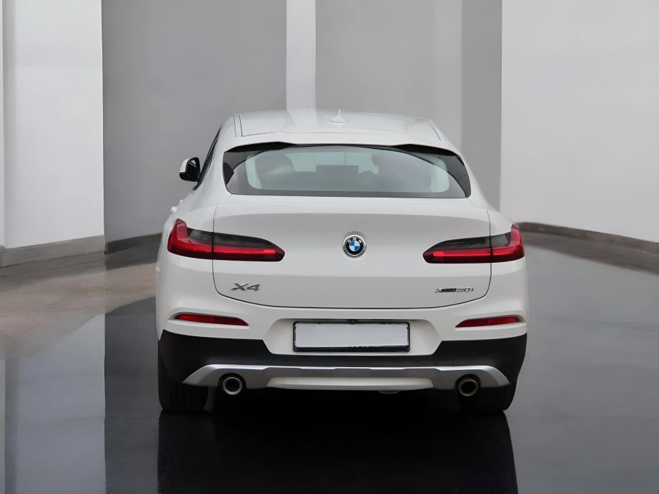 BMW X4 xDrive30i xLine (4)