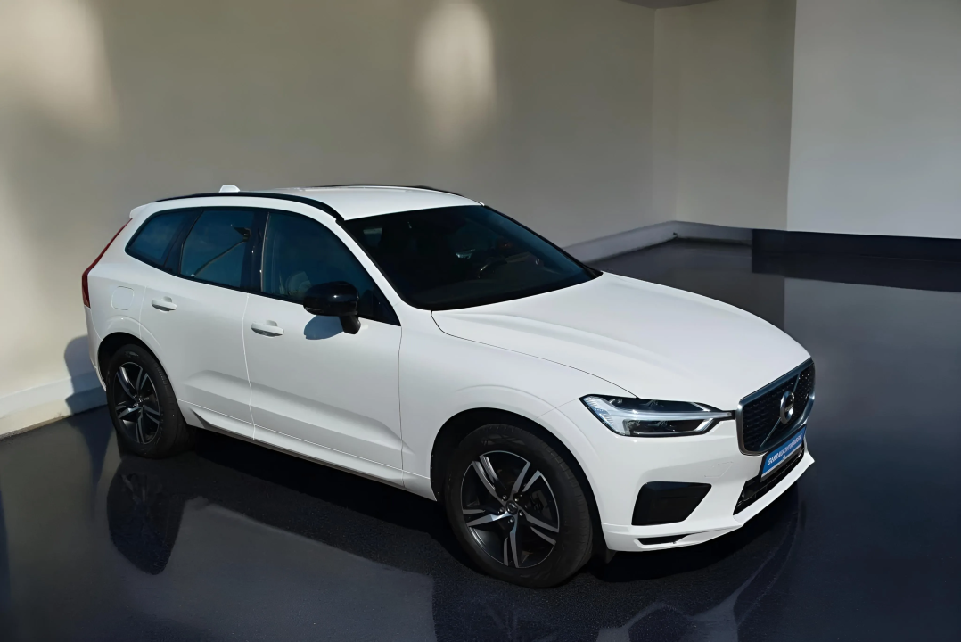 Volvo XC 60 B4 AWD R-Design