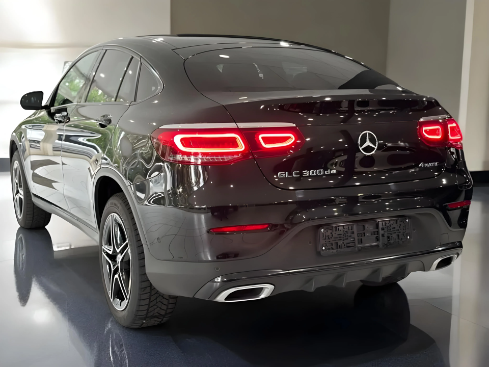 Mercedes-Benz GLC Coupe 300de 4MATIC AMG Line (4)