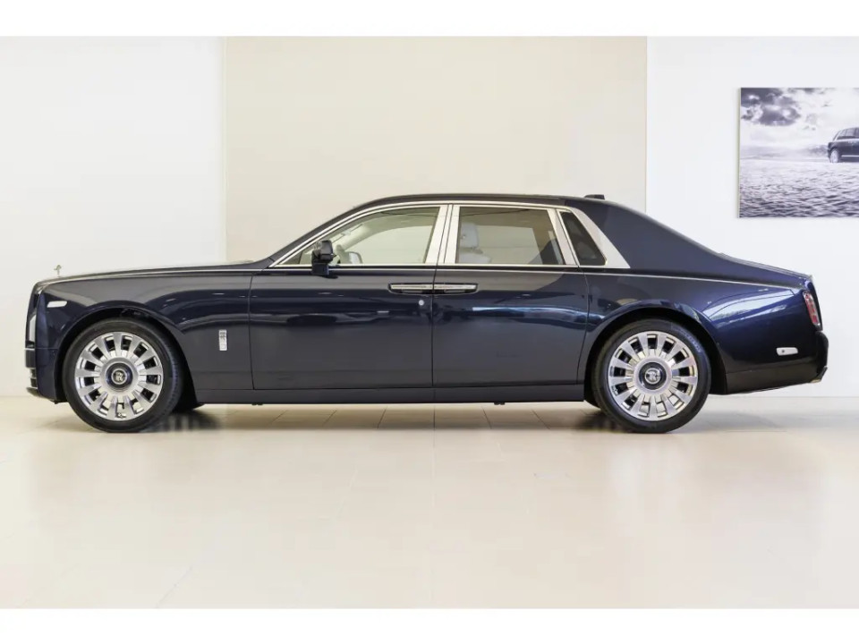 Rolls-Royce Phantom (3)