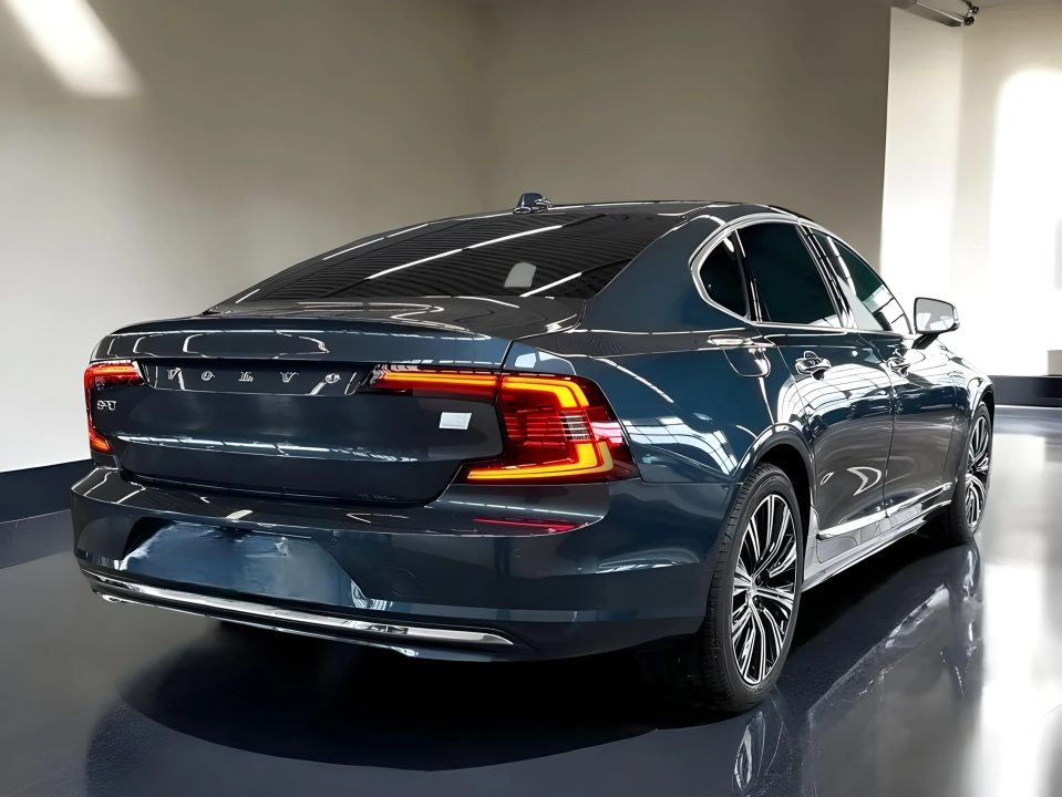 Volvo S90 T8 Recharge AWD Inscription (5)