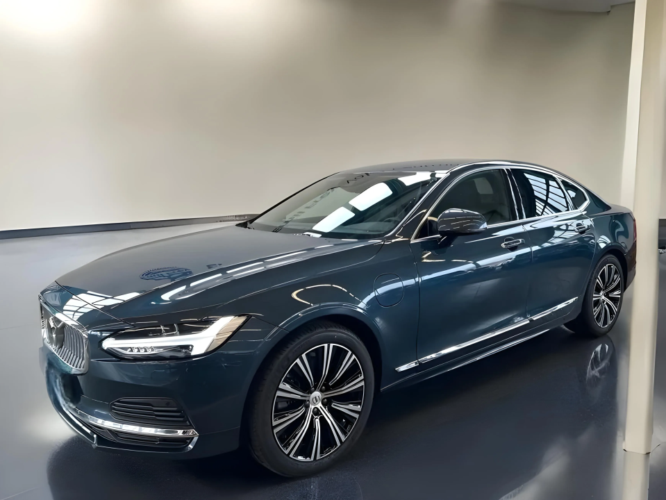 Volvo S90 T8 Recharge AWD Inscription (3)