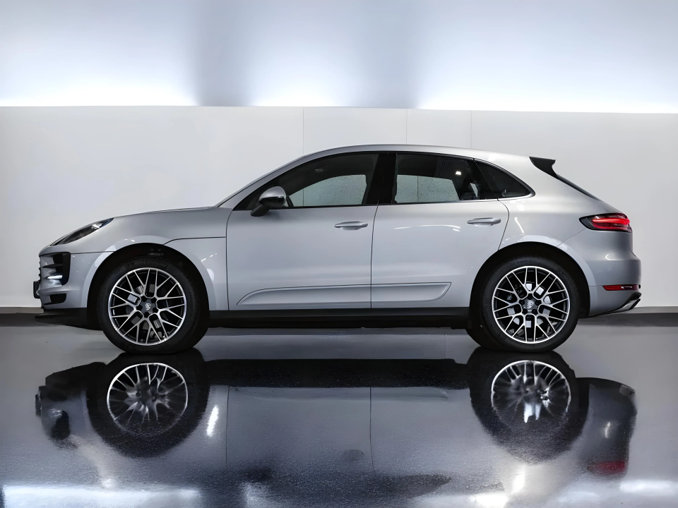 Porsche Macan (2)