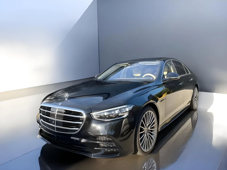 Mercedes-Benz S 500 4MATIC AMG Line (1)