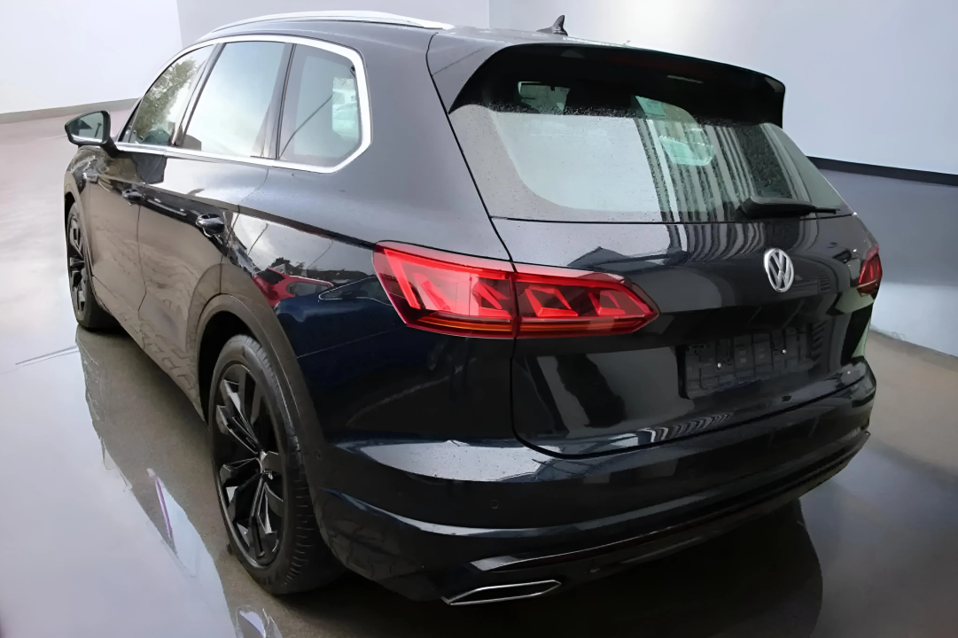 Volkswagen Touareg 3.0TSI 4MOTION R-LINE - foto 6