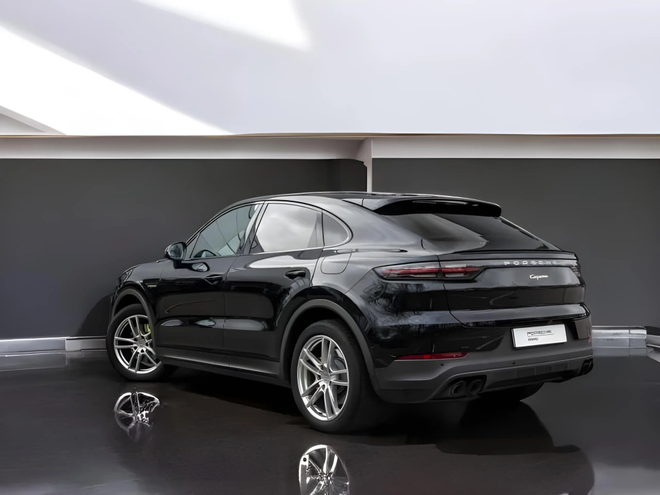 Porsche Cayenne Coupe E-Hybrid (5)