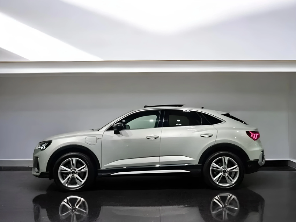 Audi Q3 Sportback 45 TFSIe S tronic S-Line - foto 7