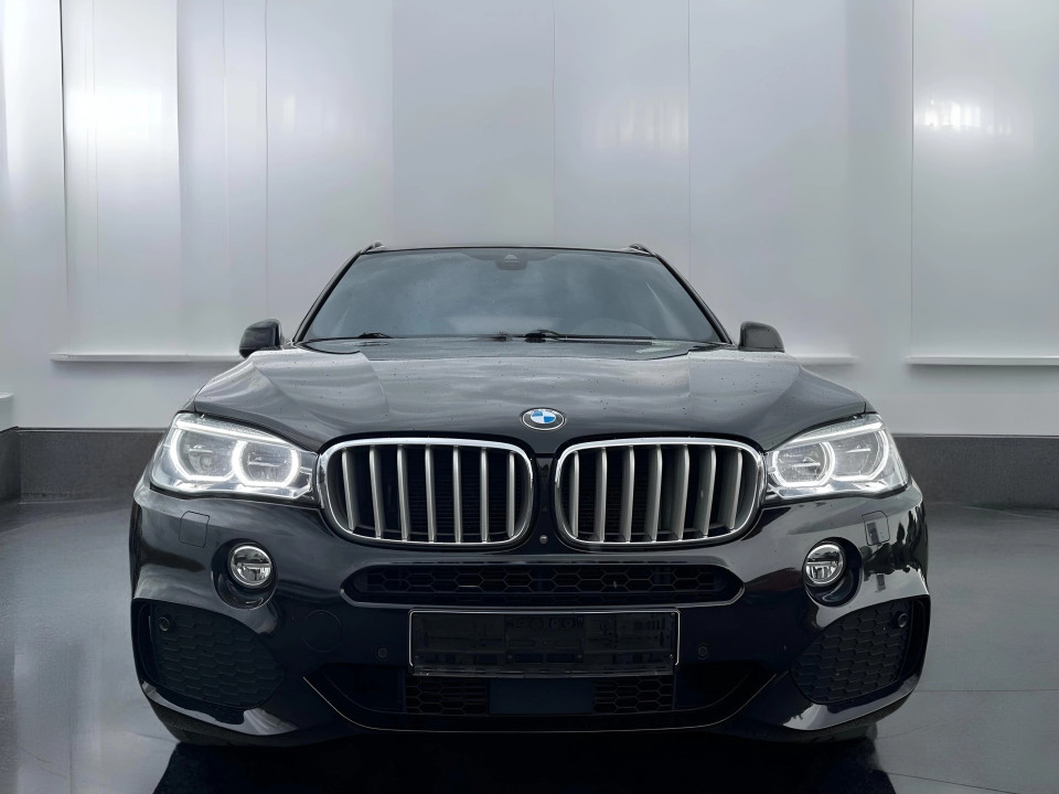 BMW X5 xDrive40d - foto 8