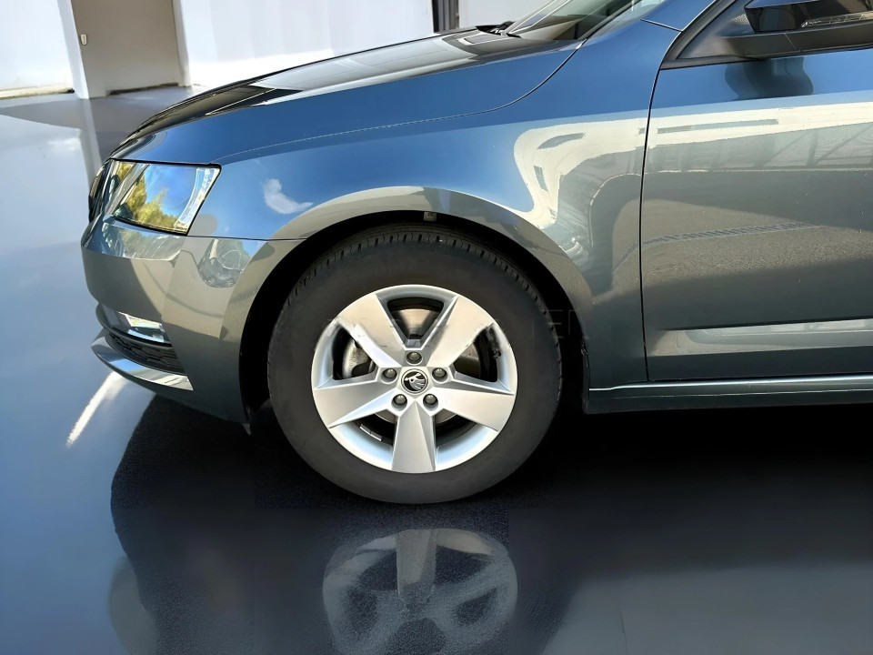 Skoda Octavia 1.5 TSI DSG Ambition - foto 12