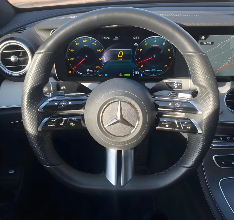 Mercedes-Benz E 450 4MATIC AMG Line - foto 10