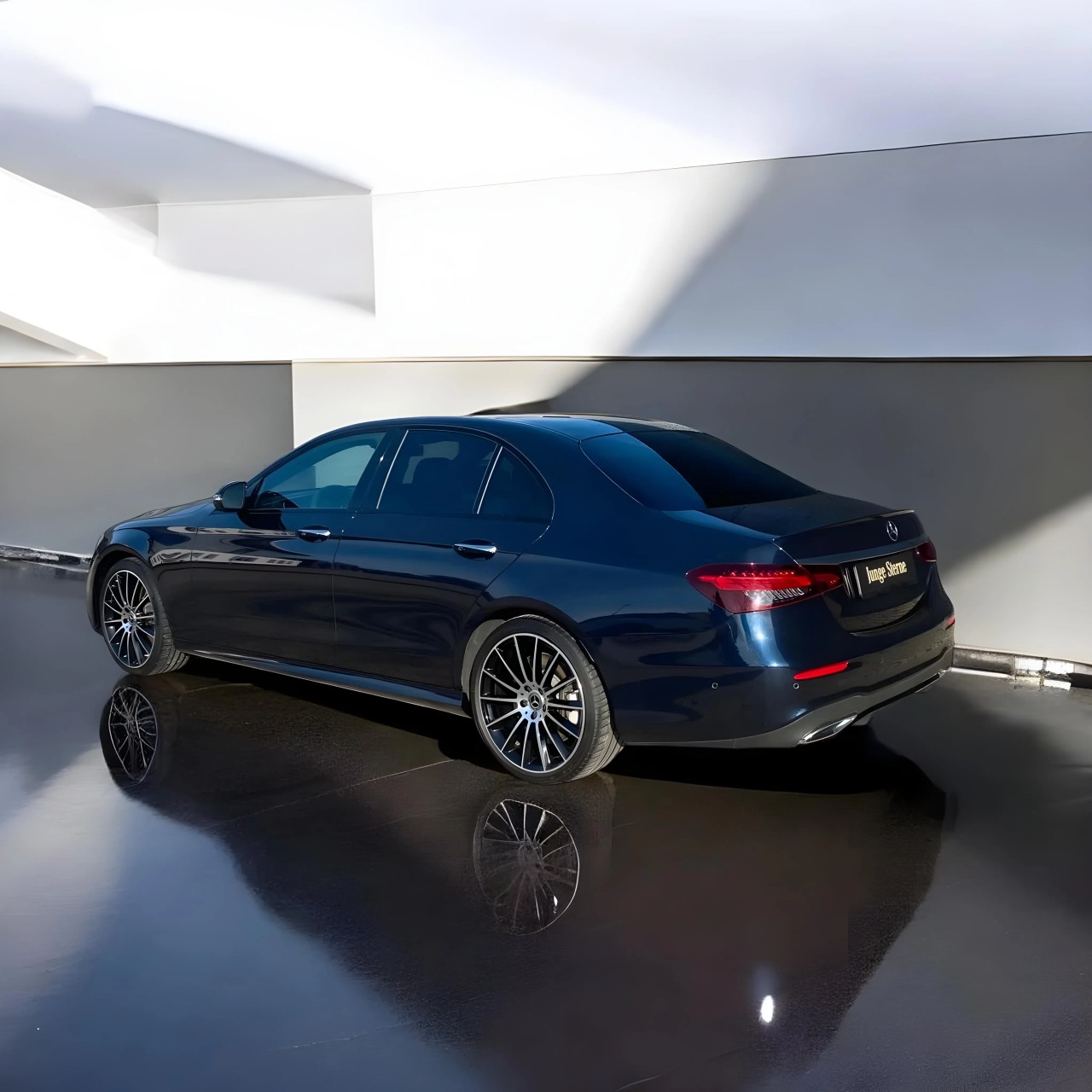 Mercedes-Benz E 450 4MATIC AMG Line (3)