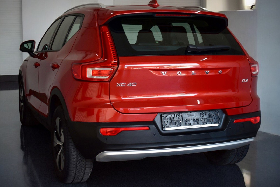 Volvo XC 40 D3 Momentum Pro (5)