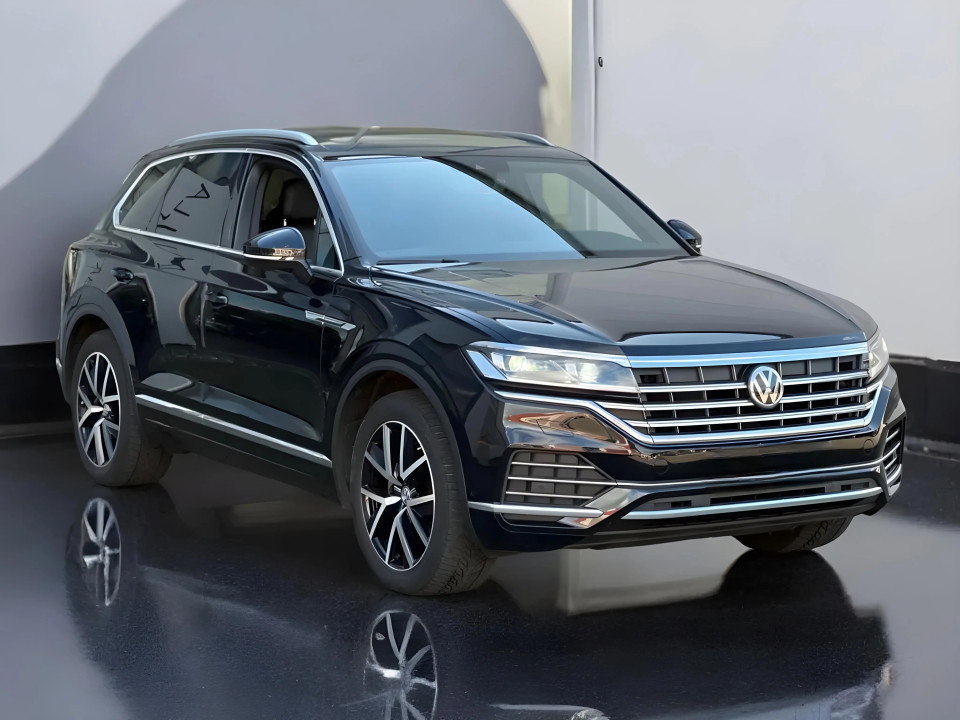 Volkswagen Touareg 3.0 V6 TDI (1)