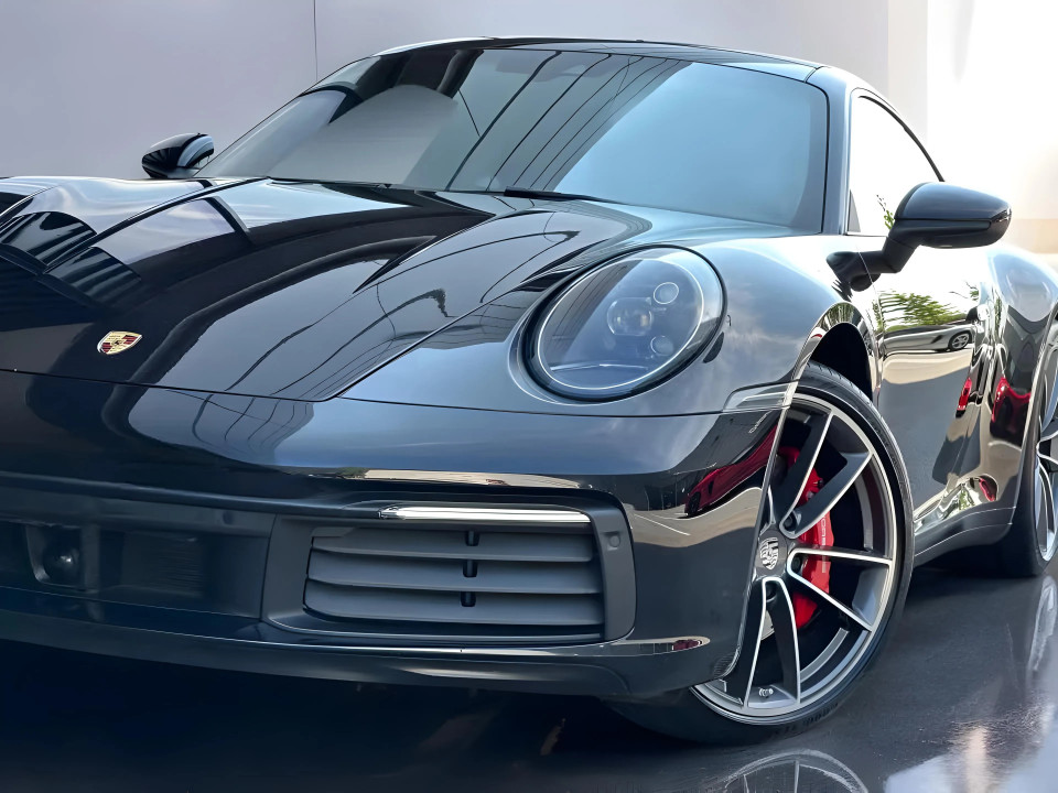 Porsche 911 Carrera 4S (992 I) (2)