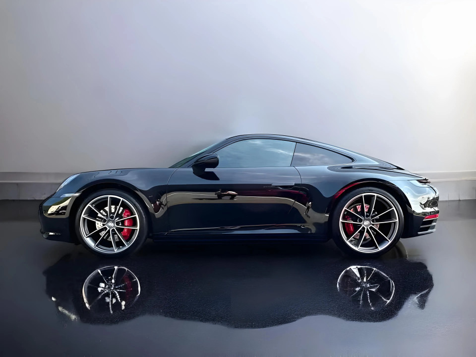 Porsche 911 Carrera 4S (992 I) (4)