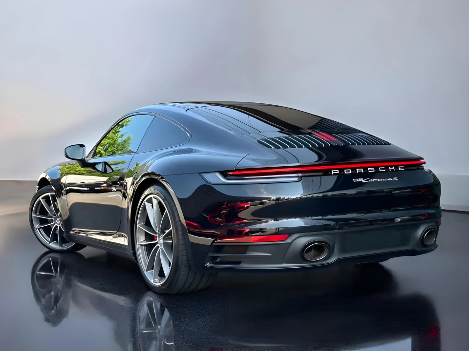 Porsche 911 Carrera 4S (992 I) (5)