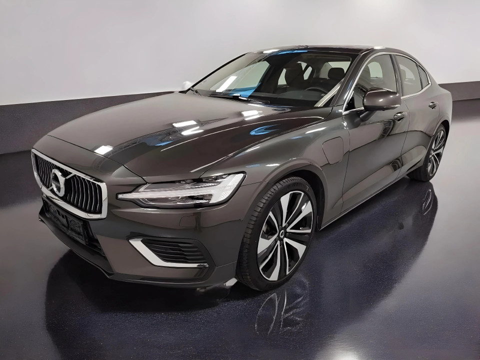 Volvo S60 T8 Recharge AWD Inscription (1)