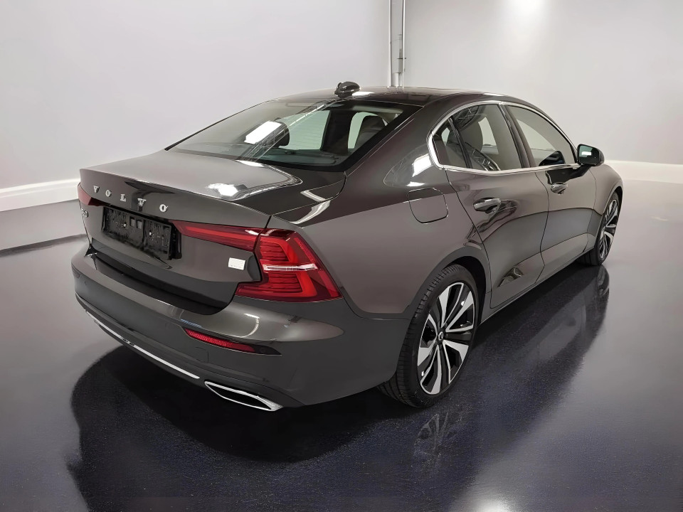 Volvo S60 T8 Recharge AWD Inscription (2)