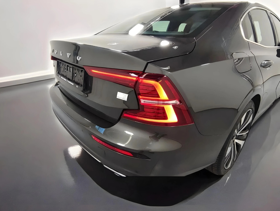 Volvo S60 T8 Recharge AWD Inscription (3)