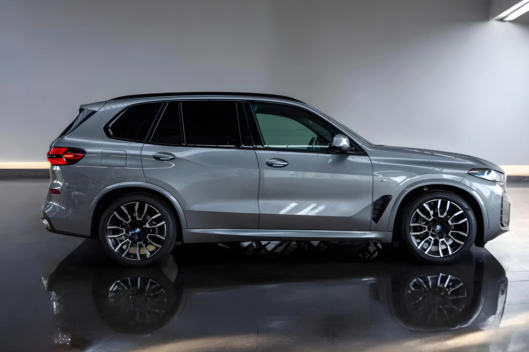 BMW X5 xDrive30d M-Sport (2)