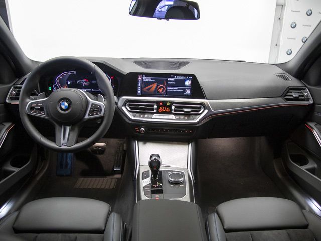 BMW Seria 3 320d M-Sport - foto 7