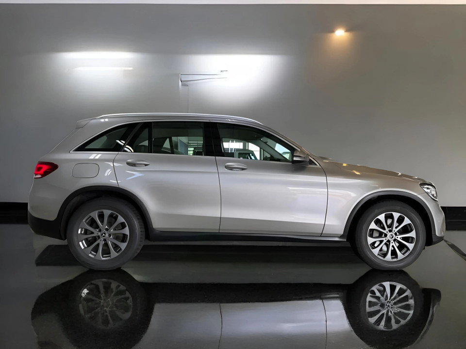 Mercedes-Benz GLC SUV 220d 4MATIC (2)