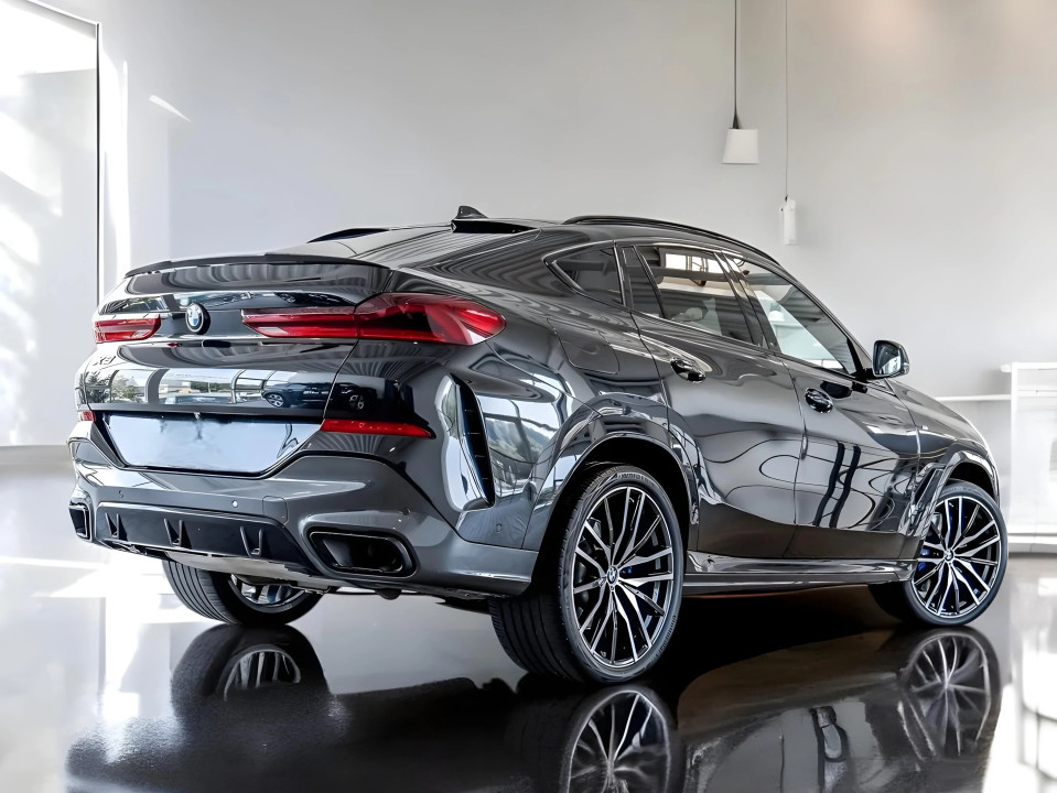 BMW X6 xDrive40d M-Sport (2)