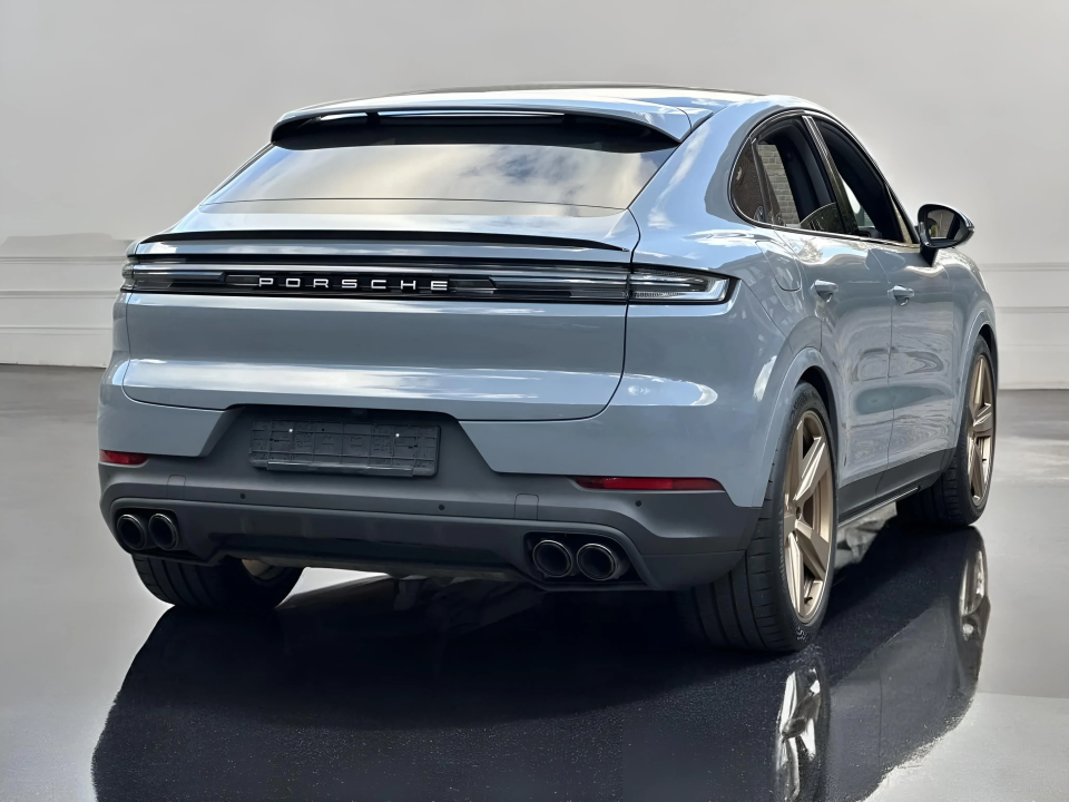 Porsche Cayenne Coupe (4)