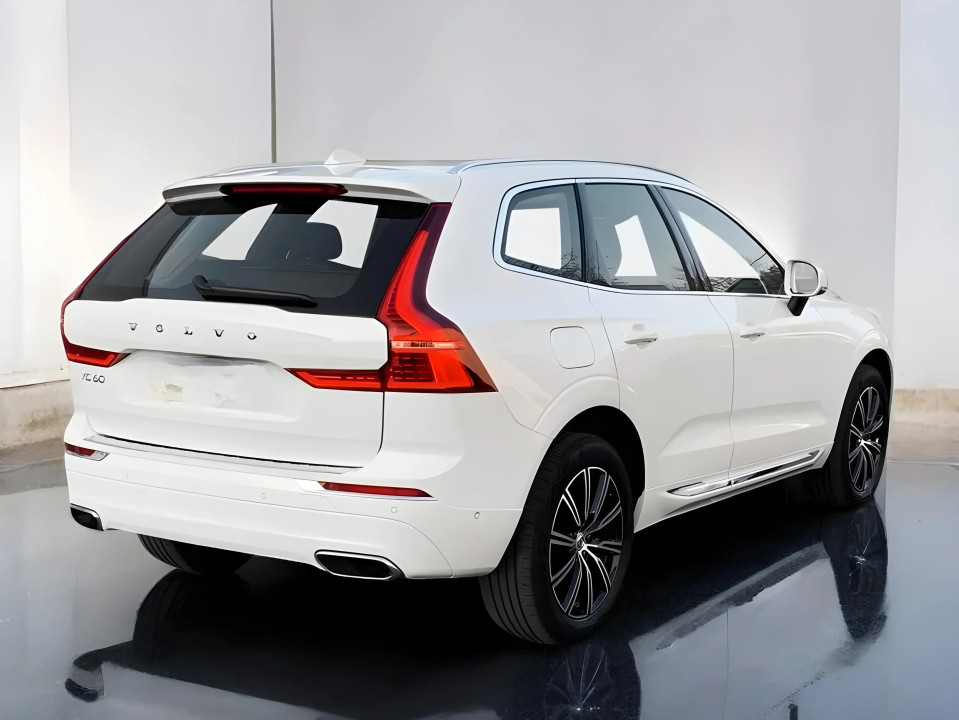 Volvo XC 60 T8 Recharge AWD Inscription (5)