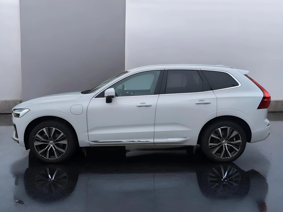 Volvo XC 60 T6 Recharge AWD Inscription (3)