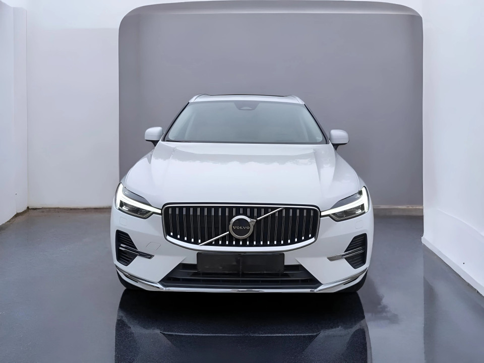 Volvo XC 60 T6 Recharge AWD Inscription (2)