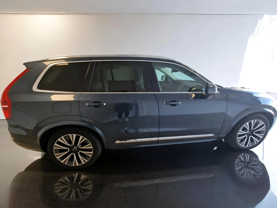 Volvo XC 90 D5 AWD Inscription (2)