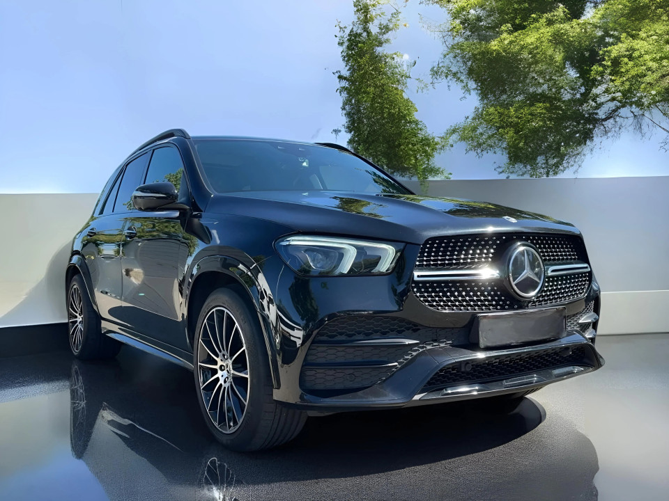 Mercedes-Benz GLE SUV 350de 4MATIC AMG Line (1)