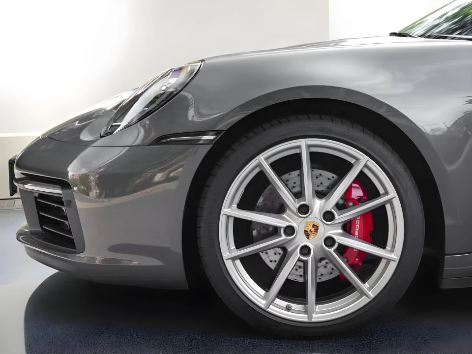 Porsche 911 Carrera S (992 I) - foto 23