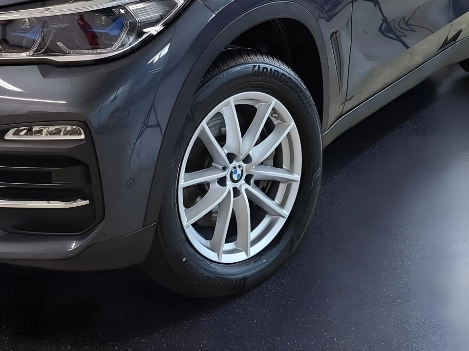 BMW X5 xDrive40i - foto 13