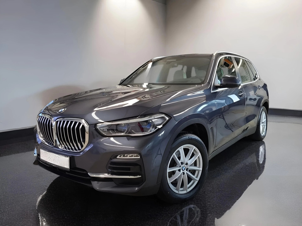 BMW X5 xDrive40i (3)