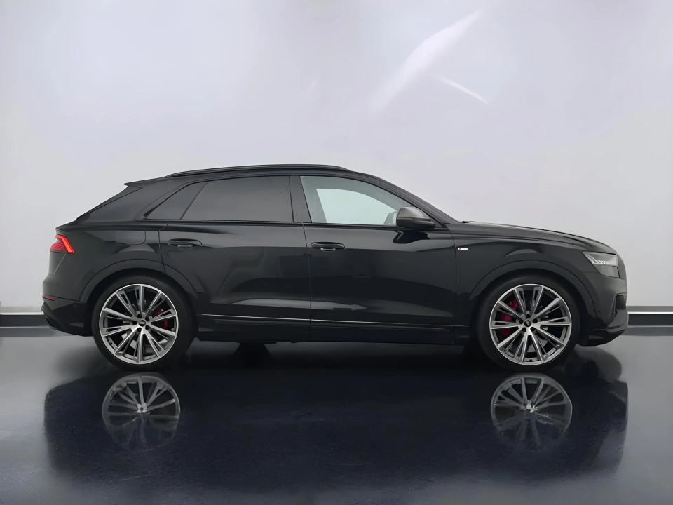 Audi Q8 50TDI quattro tiptronic Competition Plus (2)