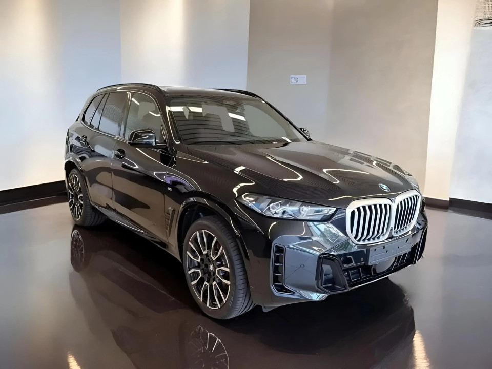 BMW X5 xDrive30d M-Sport (1)