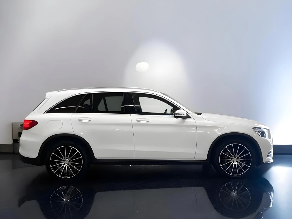 Mercedes-Benz GLC SUV 350d 4MATIC AMG Line (3)