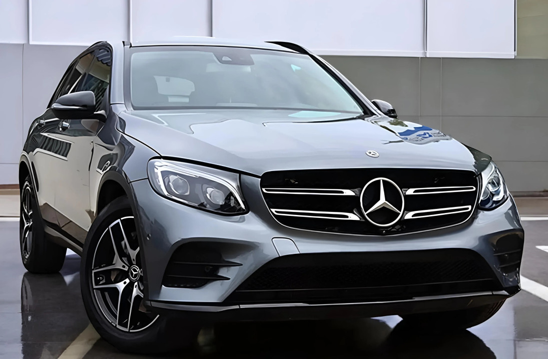 Mercedes-Benz GLC SUV 350d 4MATIC AMG Line (1)