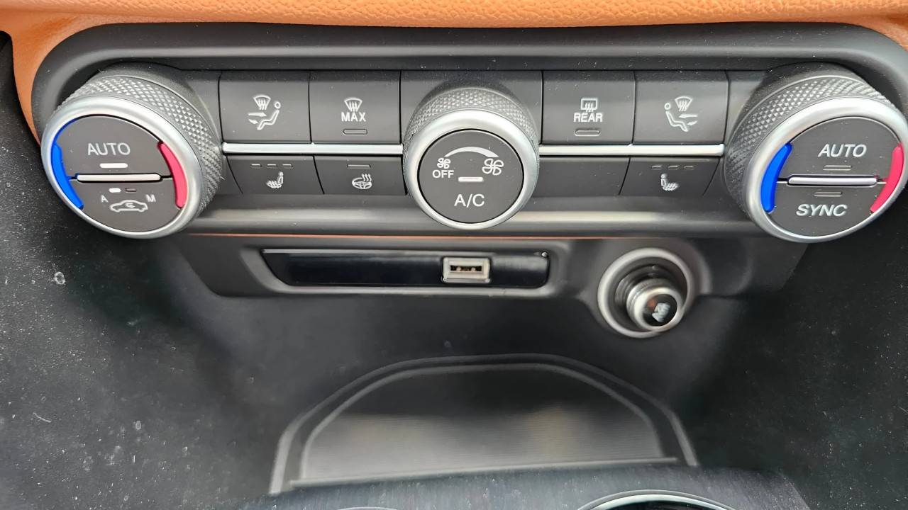 Alfa Romeo Giulia 2.2 - foto 13