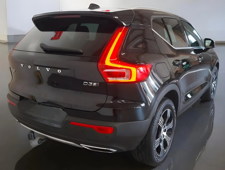 Volvo XC 40 D3 AWD Inscription (3)