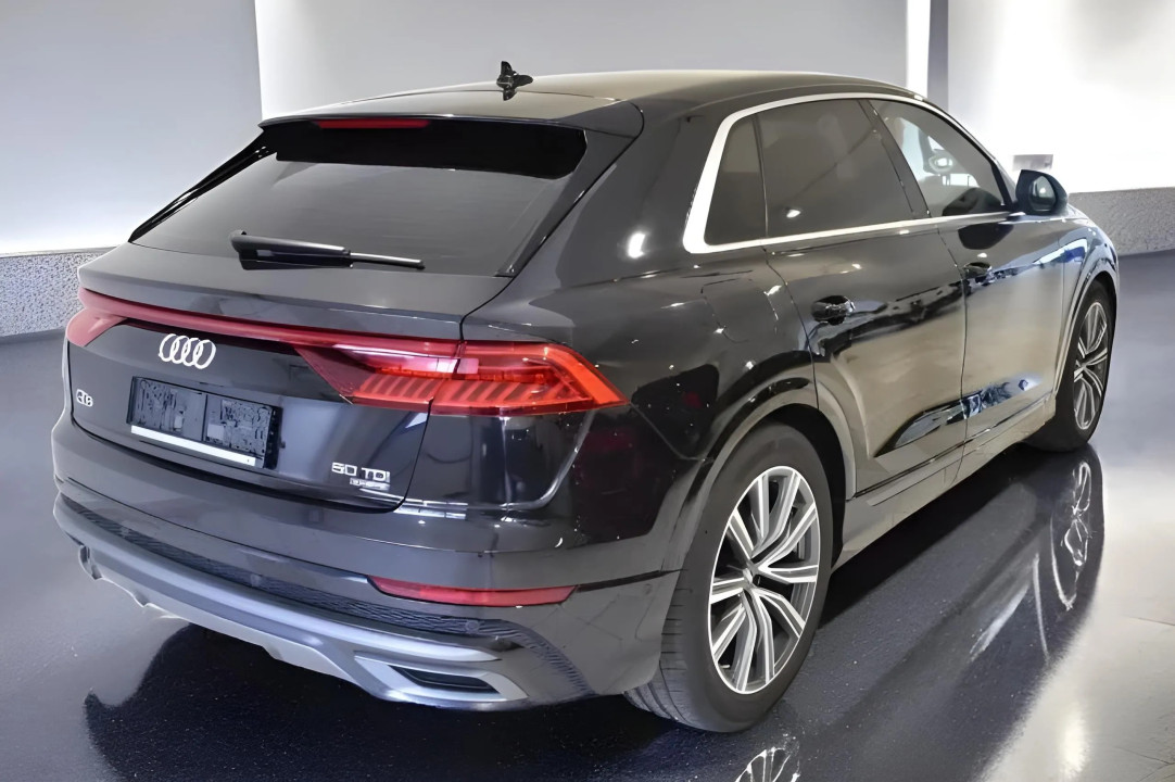 Audi Q8 50 3.0TDI quattro tiptronic S-Line (4)