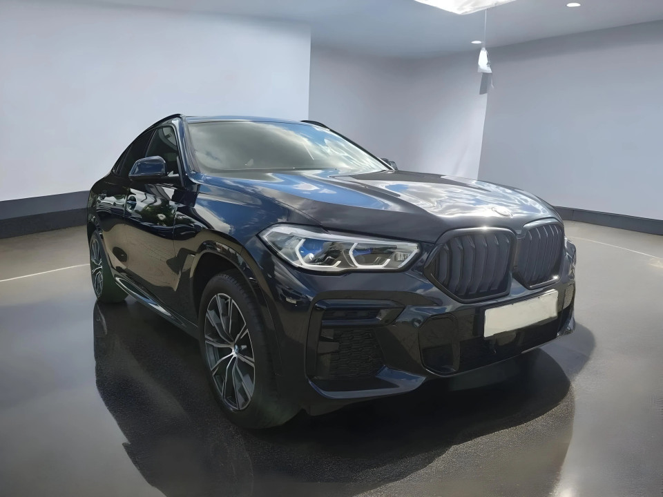 BMW X6 xDrive30d M-Sport (1)