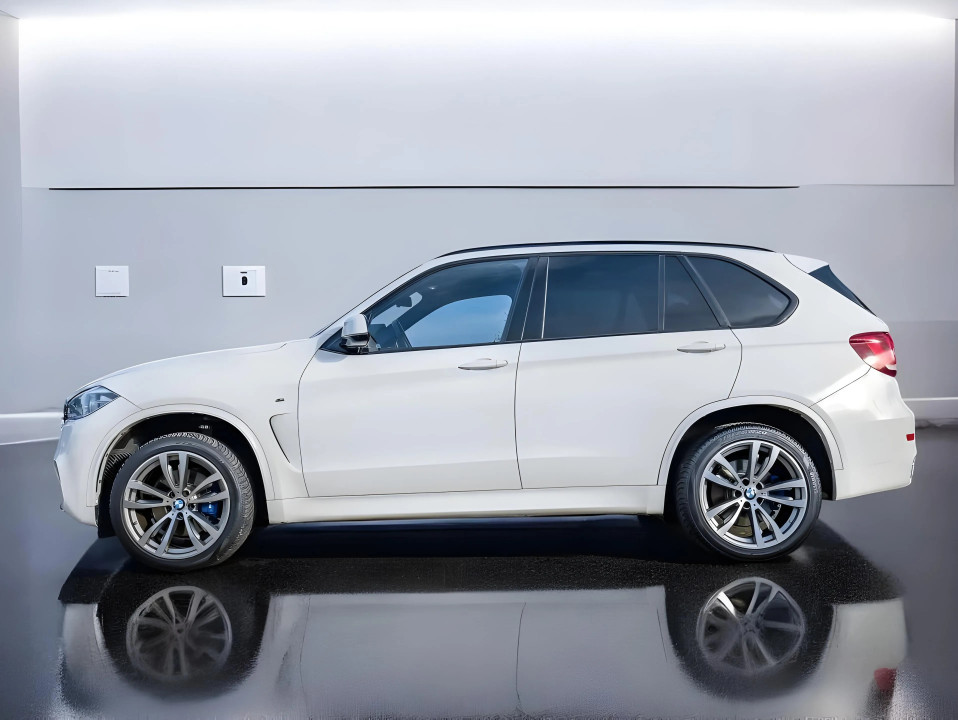 BMW X5 xDrive40d M-Sport (2)