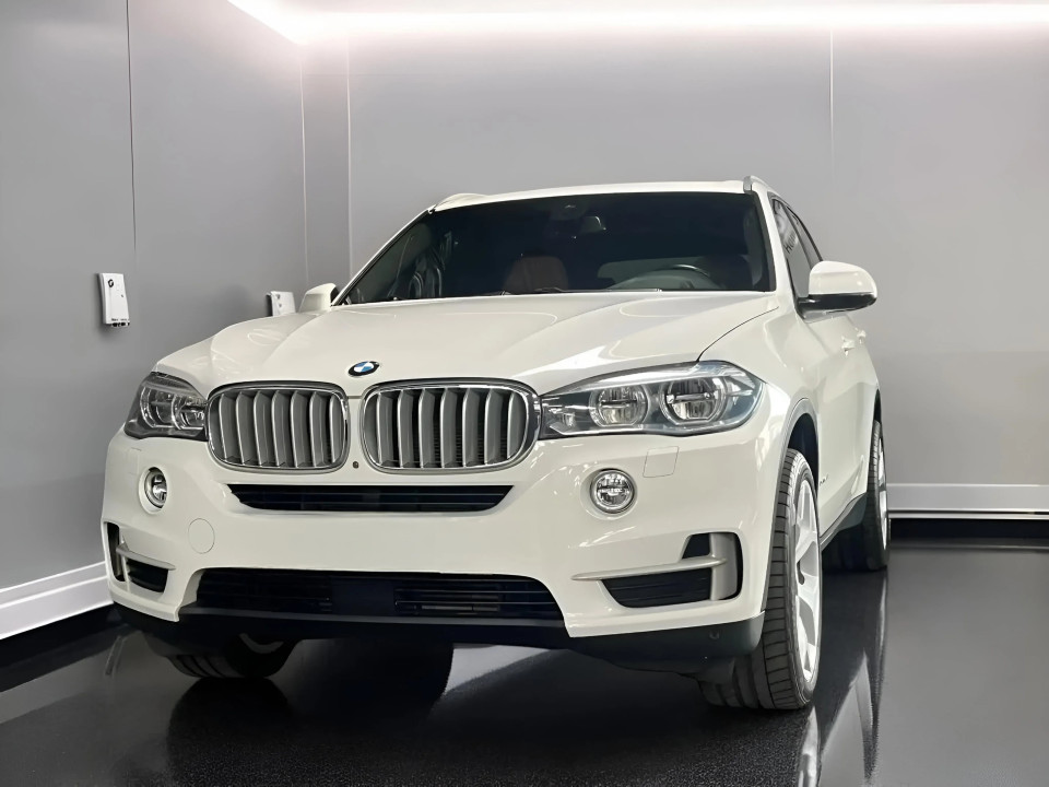 BMW X5 xDrive40d (1)