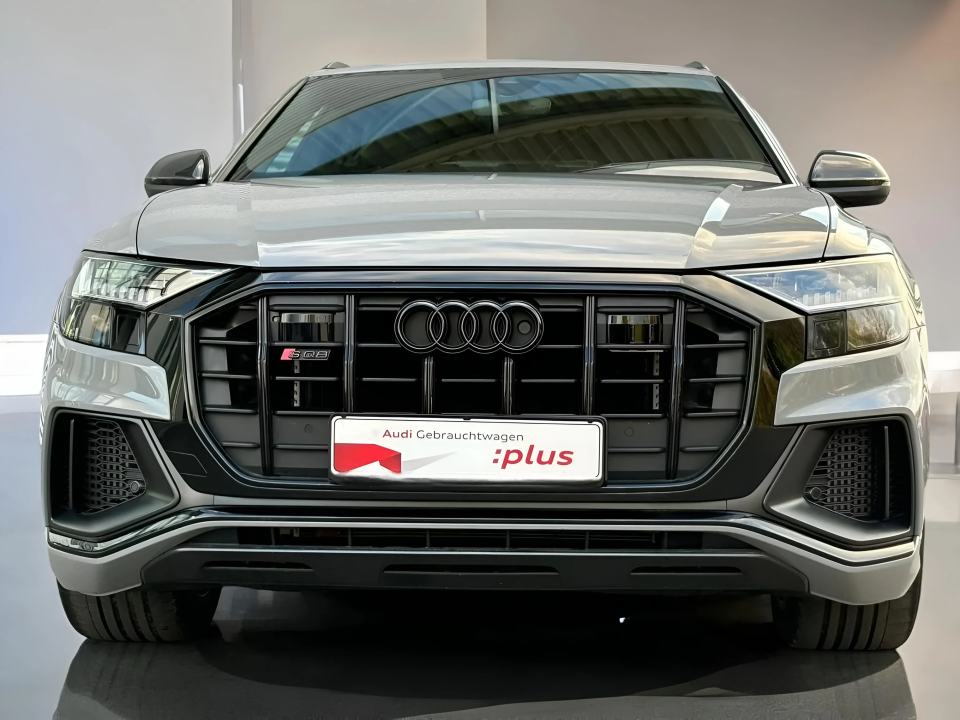 Audi SQ8 4.0TFSI quattro tiptronic (2)